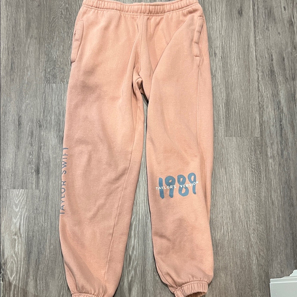 Taylor Swift 1989 Joggers in Peach with Blue Print